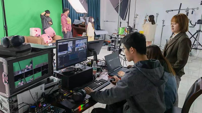 短视频广告配音价格对比：揭秘行业定价之谜