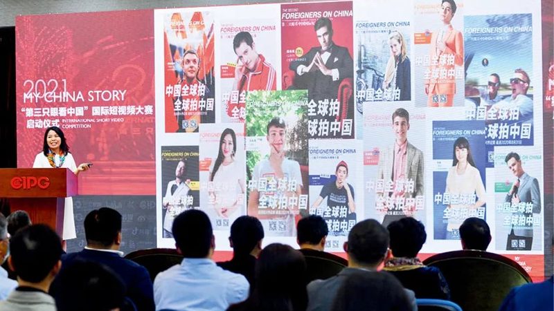 短视频代运营：加盟与直营的差异化考量